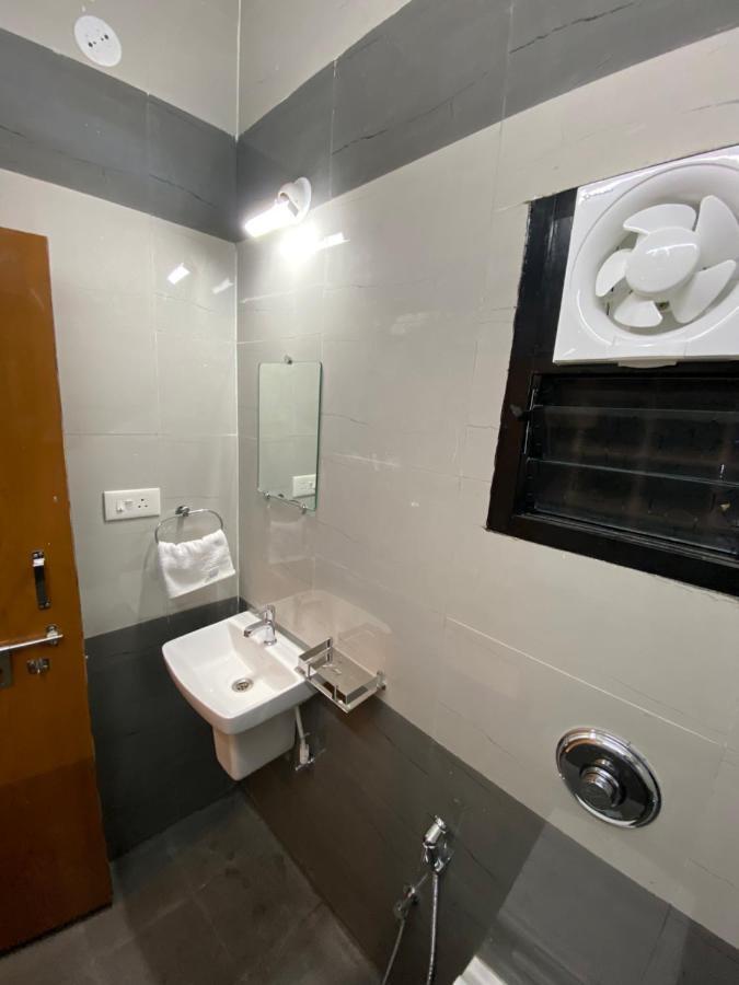 Erisha Tadoba Hotel Mohurli Luaran gambar