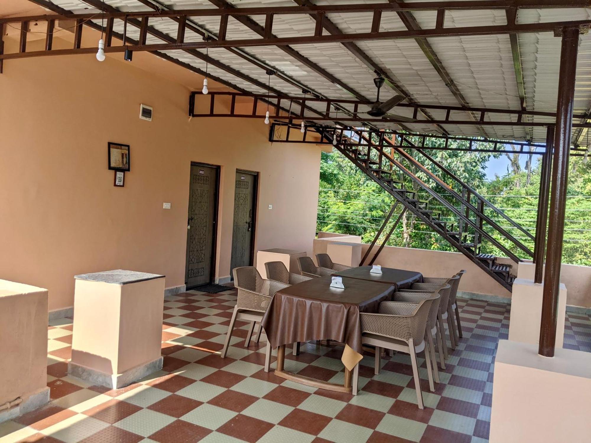 Erisha Tadoba Hotel Mohurli Luaran gambar